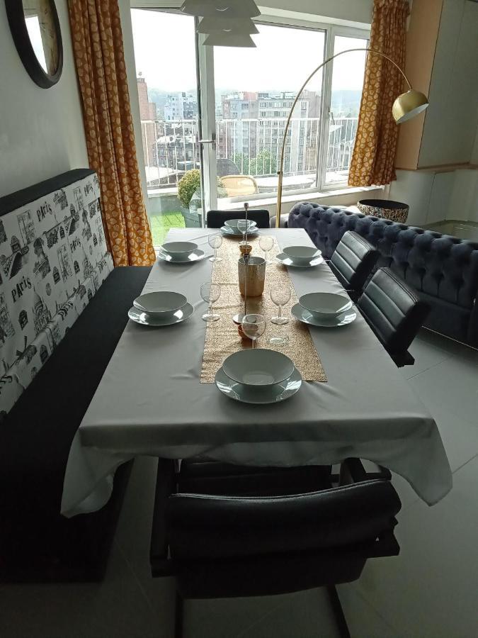 Liege Centre Mediacite Appartement Possible Parking Terrasse Immense 8Eme Pour 2 Personnes Ngoại thất bức ảnh